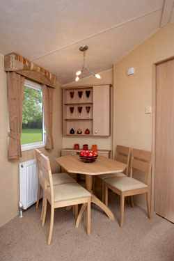 Dining room in th Willerby Signature