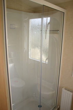 Swift Bordeaux Shower