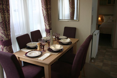 Pemberton Berkley Dining Area