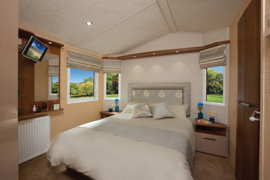 Willerby Aspen Scenic master bedroom