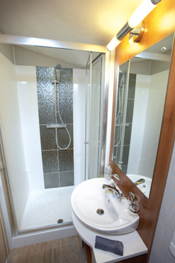 Willerby Aspen Scenic shower room