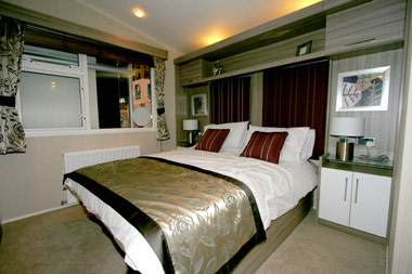 Swift Champagne Lodge Master Bedroom
