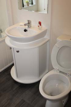 Willerby Clearwater holiday lodge - The washbasin sits on top of a vanity unit