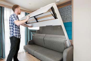 S-POD 2-berth pull-down bed