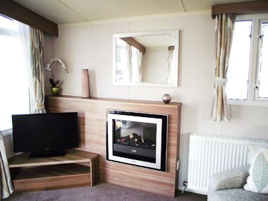 Swift Biarritz - TV and Fireplace