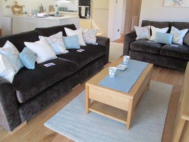 Pathfinder Thorverton Sofas