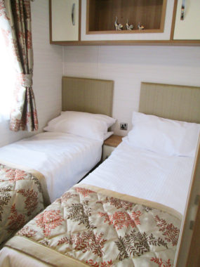 Serenade Twin Room Beds