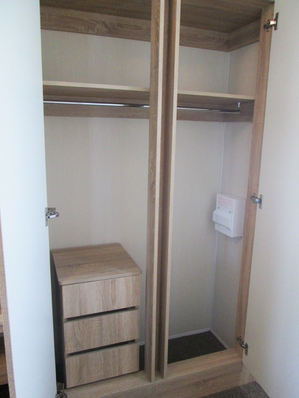 Willerby Lymington Double Wardrobes