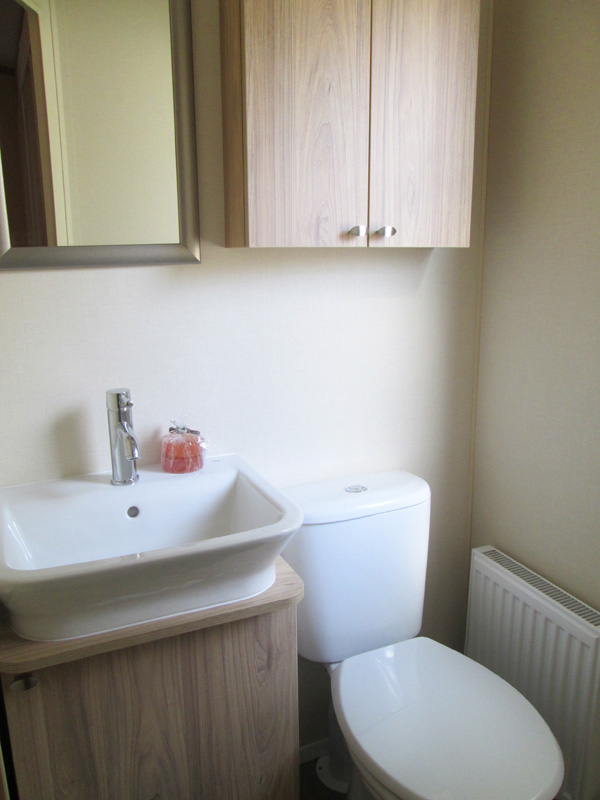 Regal Harlington En Suite