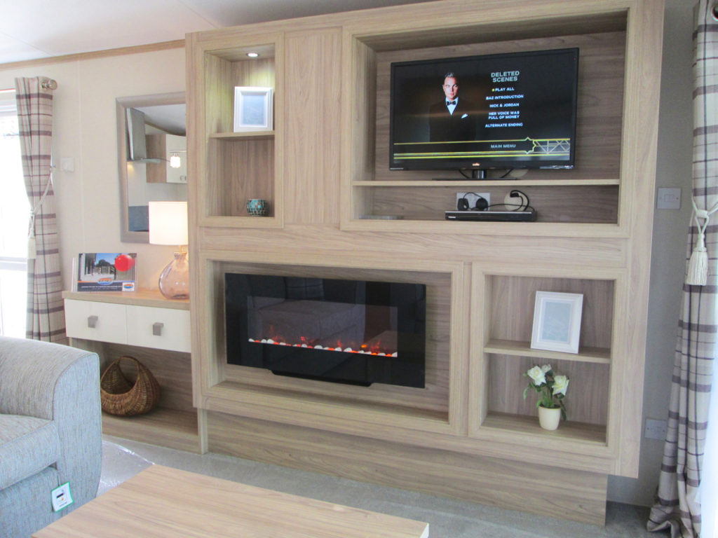 Regal Harlington TV and Fireplace