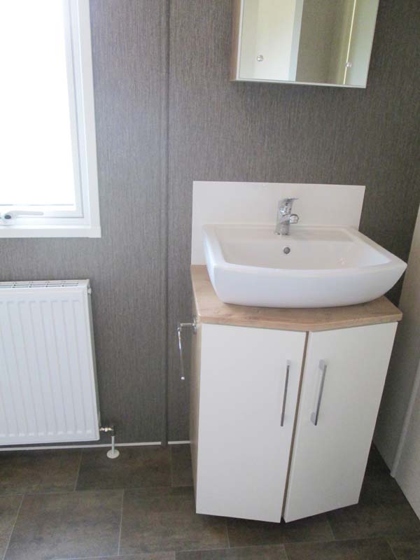 Victory Sandhurst Hand Basin & Storage