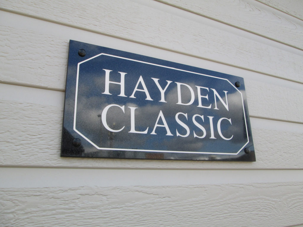 Tingdene Hayden Sign