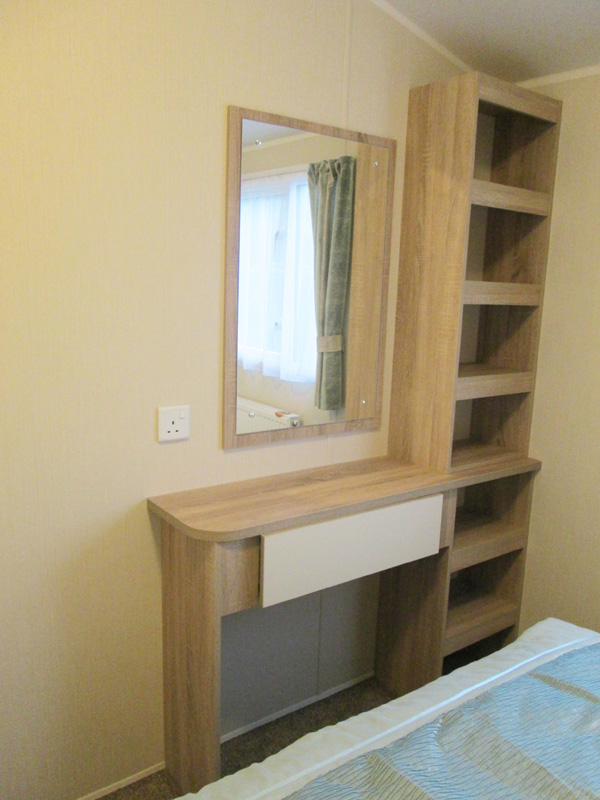 Willerby Lymington Master Vanity