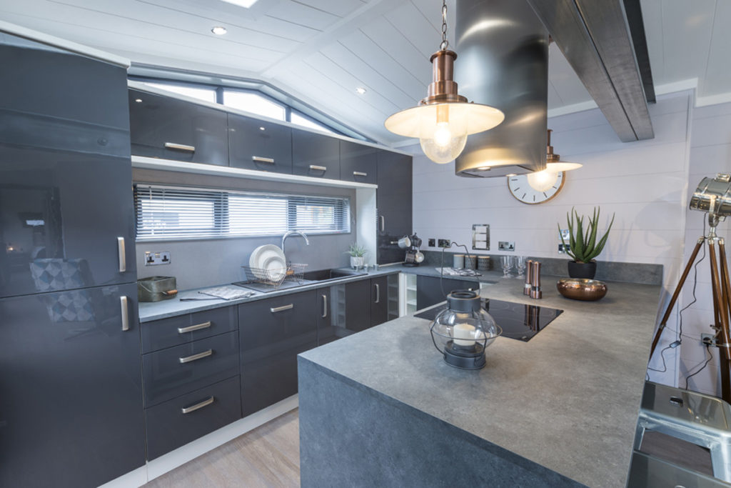 Tingdene Kudos Kitchen Wide