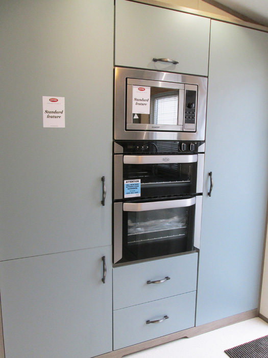 Carnaby Hainsworth Kitchen Built-in Appliances