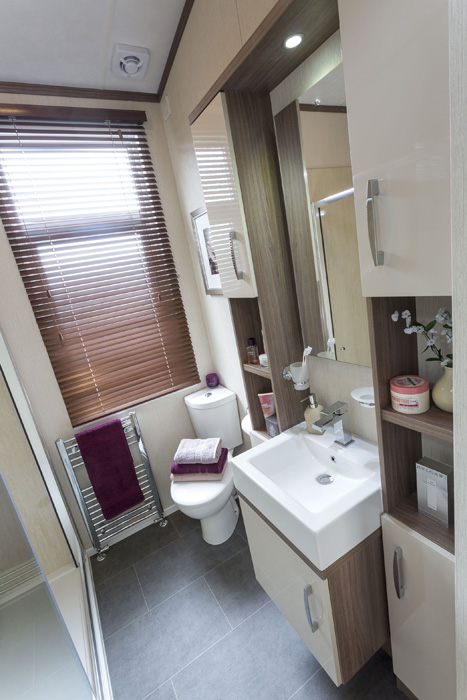 Pemberton Arrondale En Suite Bathroom