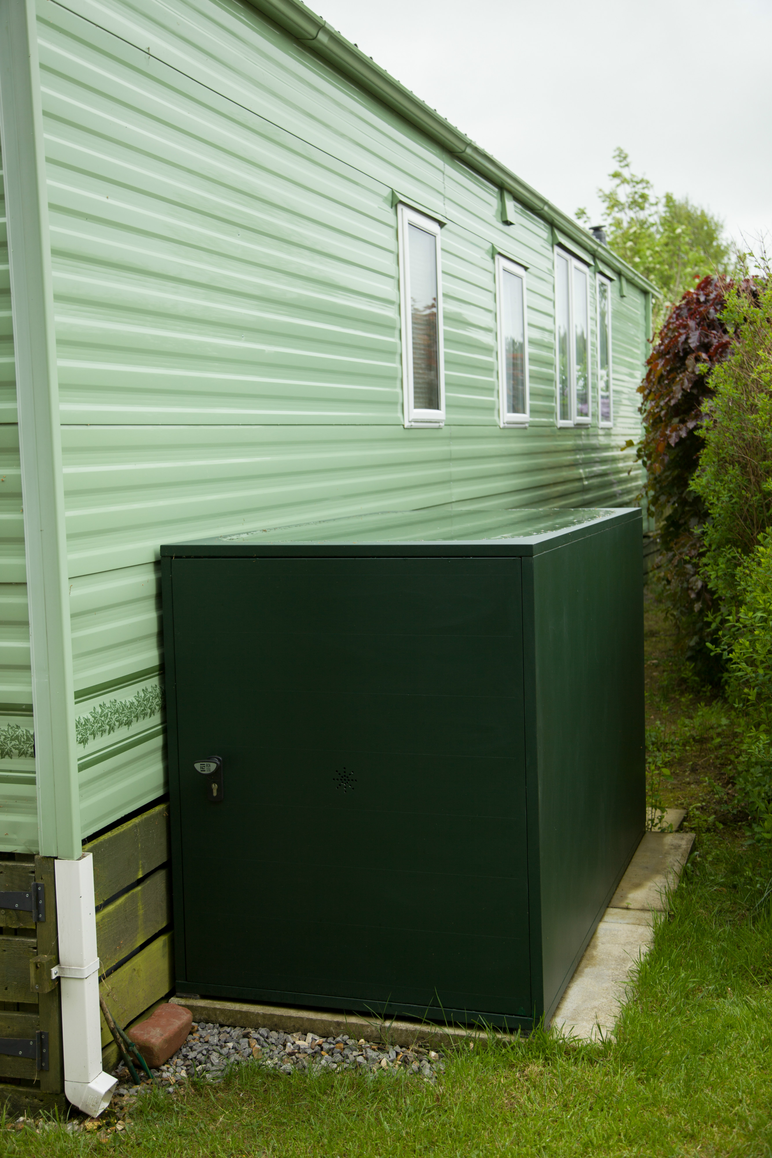 Static caravan outdoor storage box