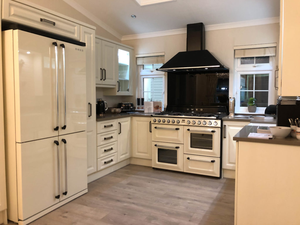 2019 Omar Heritage Park Home kitchen