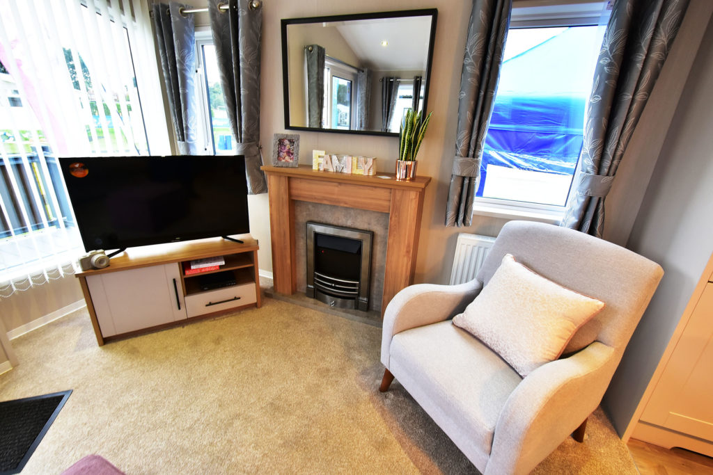 2019 Willerby Waverley lodge lounge