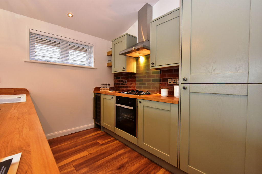 2019 Pathfinder Retreat lodge kitchen