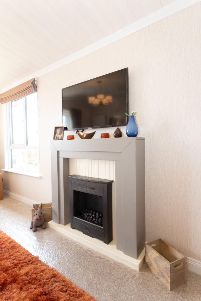 2019 Pemberton Lyndale fireplace