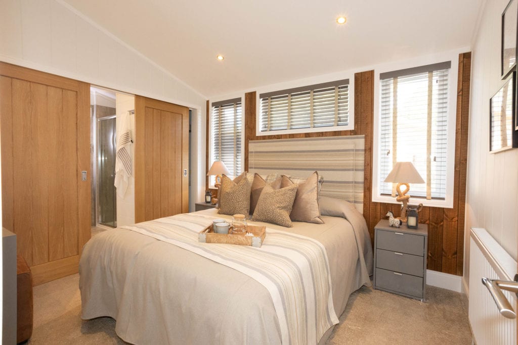 2020 Prestige Samphire lodge master bedroom
