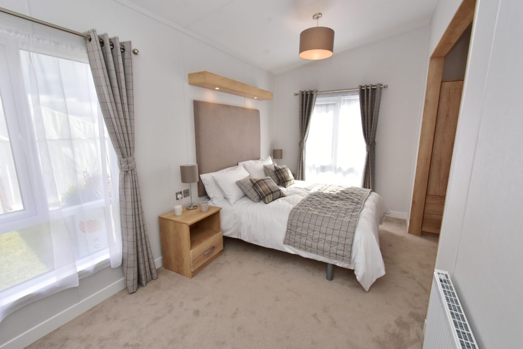 2020 Sunseeker Sensation holiday lodge master bedroom