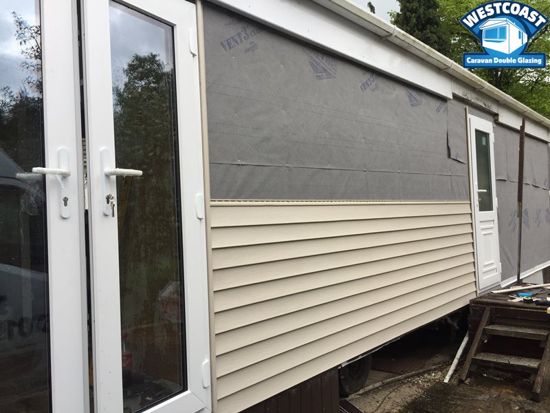 installing cladding to static caravan