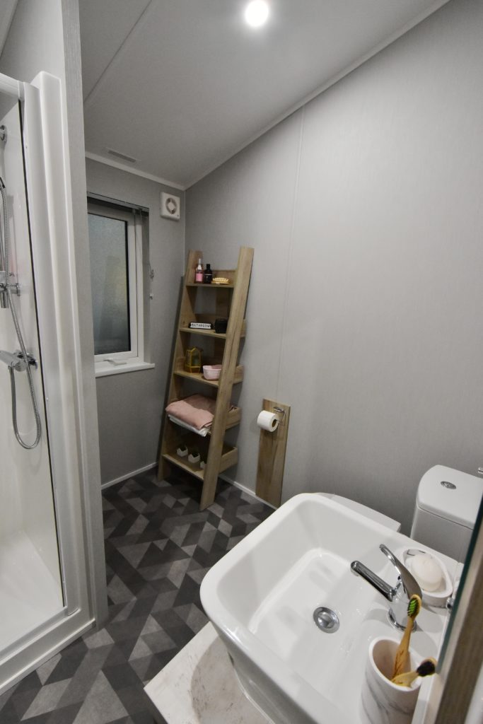 2021 Willerby Mapleton bathroom