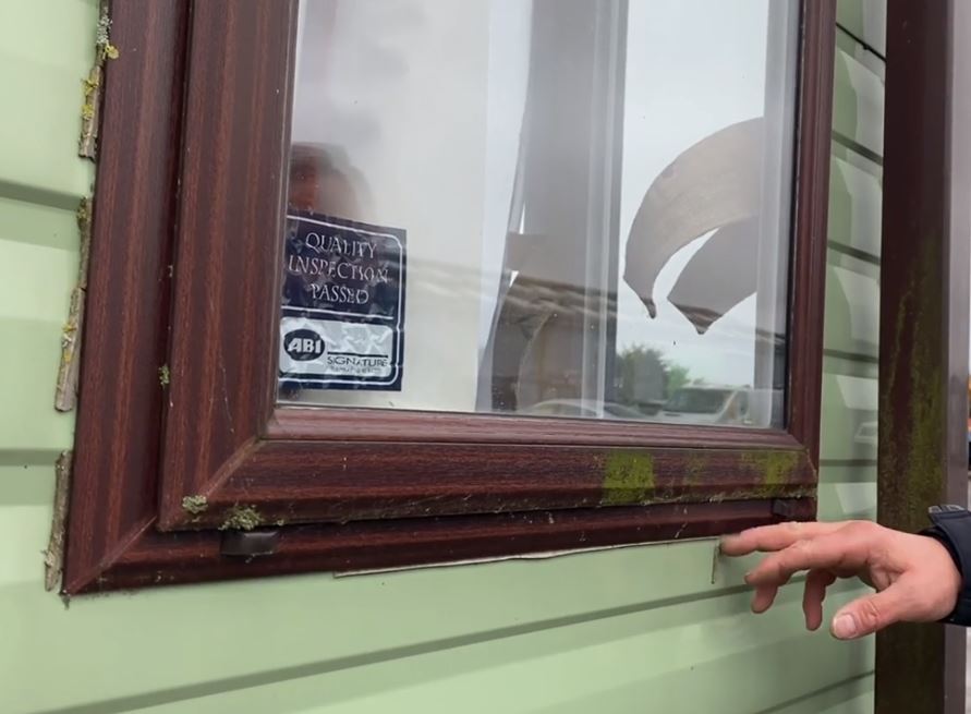 checking static caravan window seals