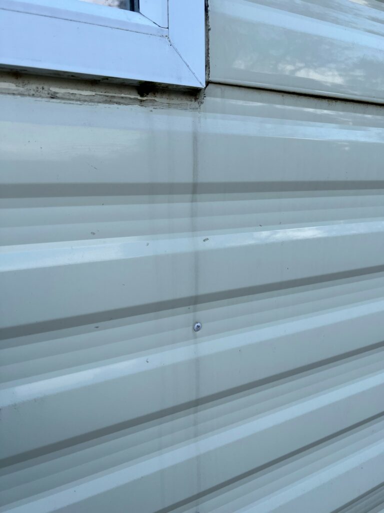 black streaks on static caravan