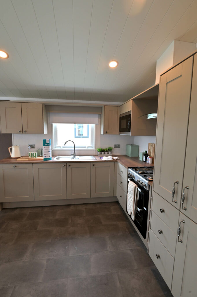 2025 Swift Montreal holiday lodge kitchen