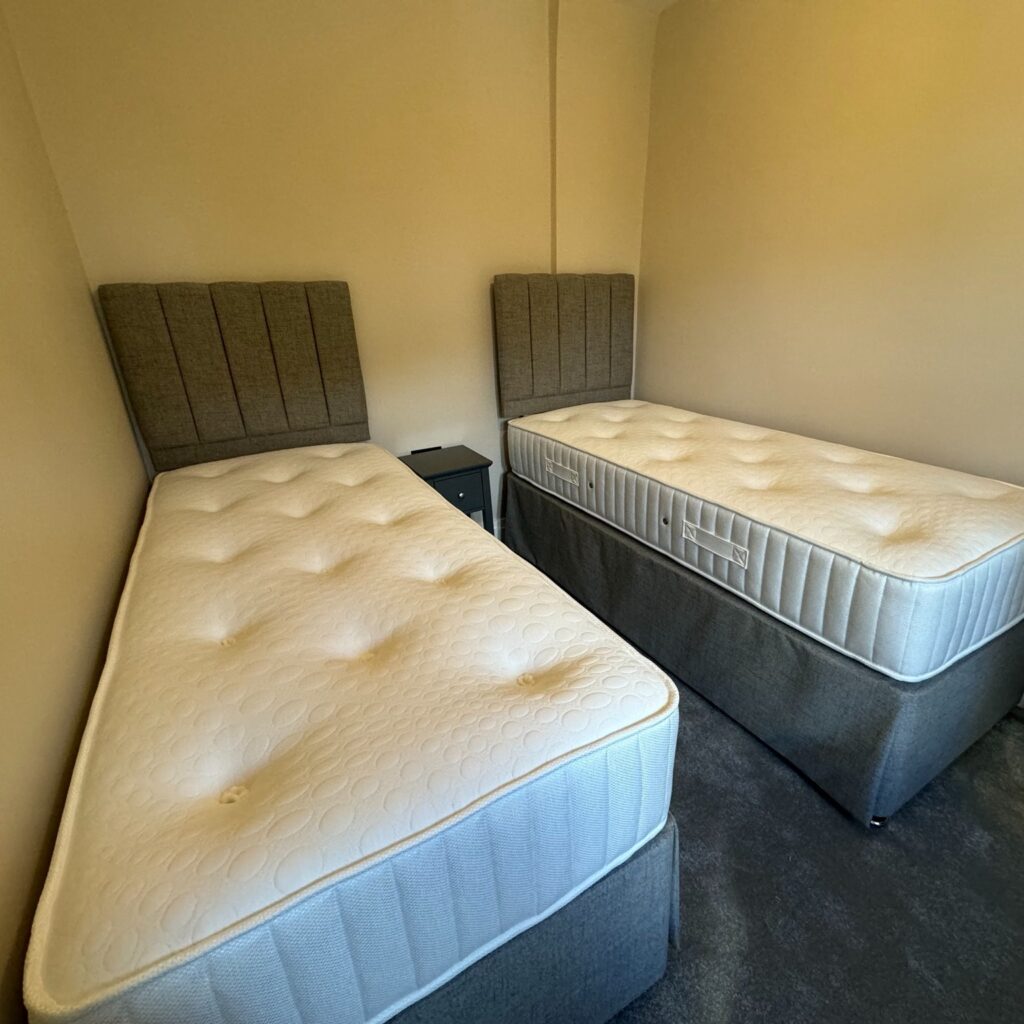 static caravan small beds