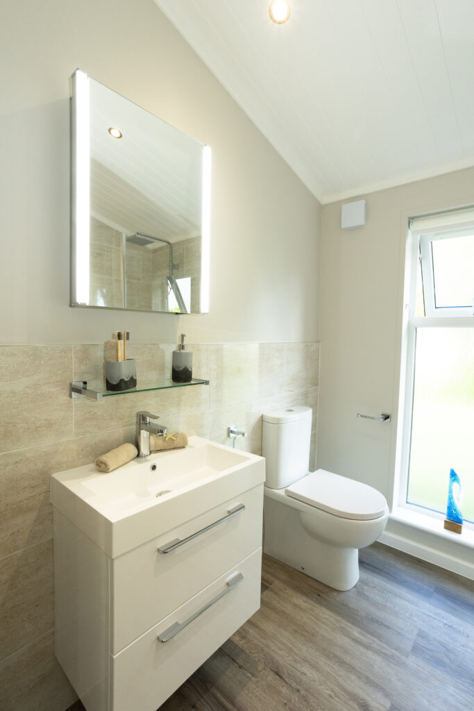 2025 Kingston Serenity park home bathroom