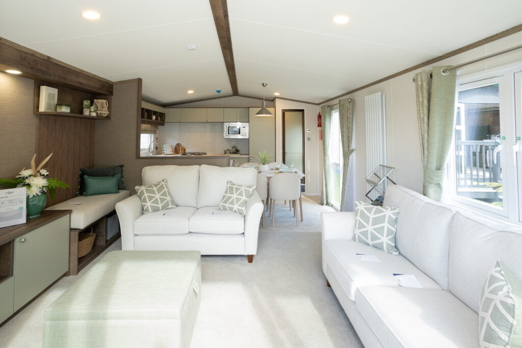 2025 Regal Harlington lounge