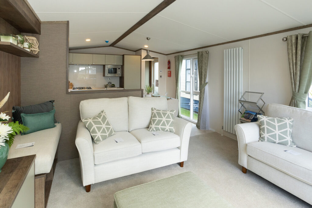 2025 Regal Harlington lounge