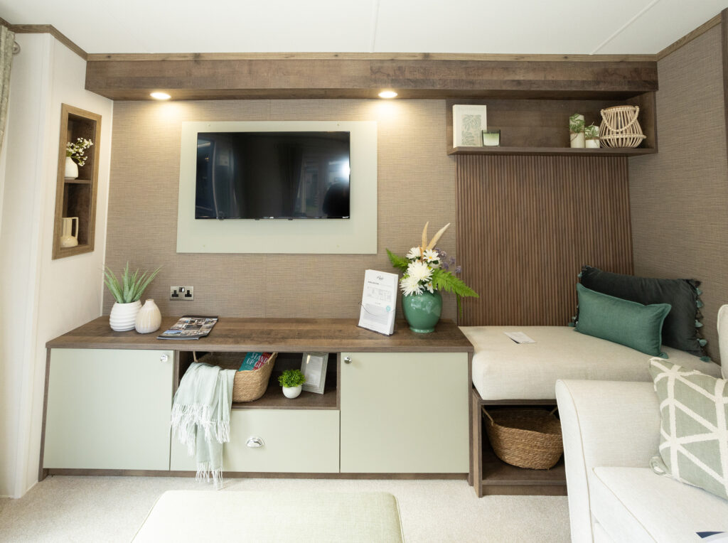 2025 Regal Harlington lounge