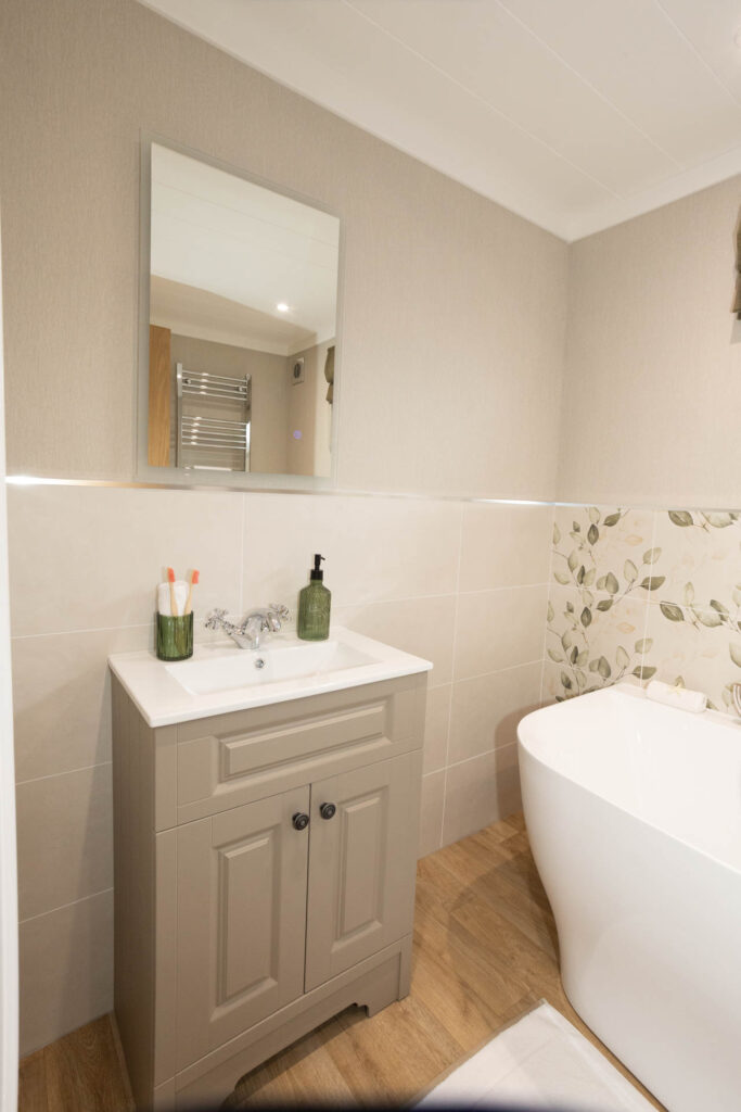 Omar Breckland park home bathroom