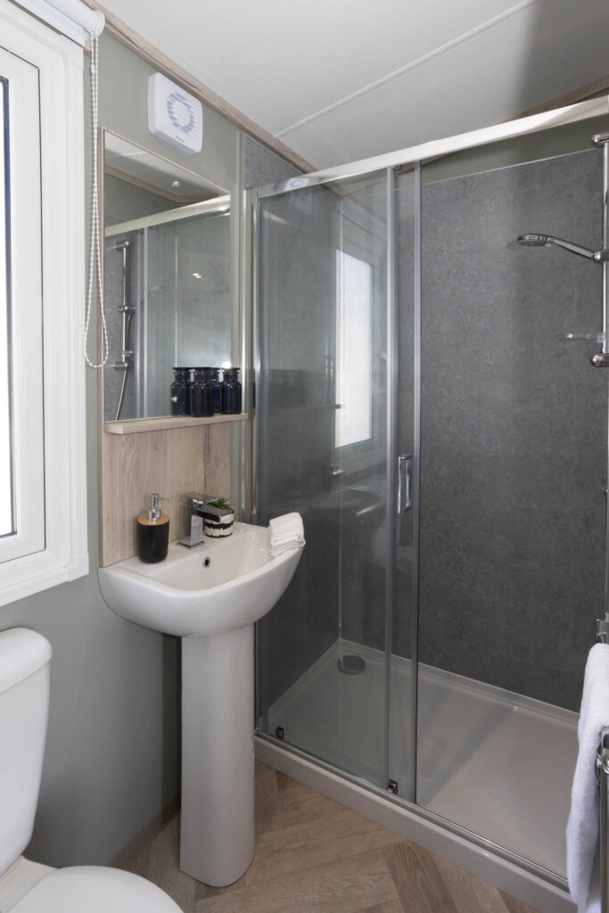 2026 Victory Ripley shower room