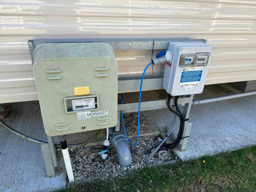 static caravan electric supply