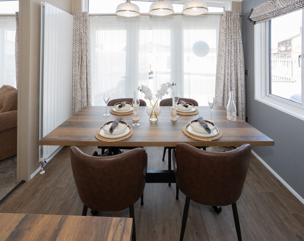 2026 Pemberton Glendale holiday lodge dining table