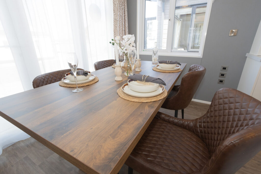 2026 Pemberton Glendale holiday lodge dining table