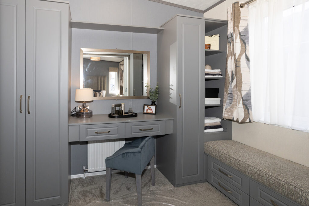 2026 Pemberton Glendale holiday lodge dressing table