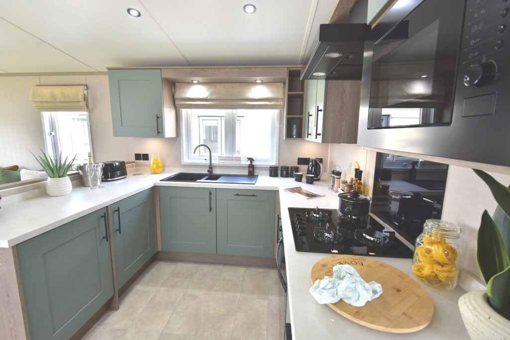 2026 Love Holiday Homes Hamlet Lodge kitchen