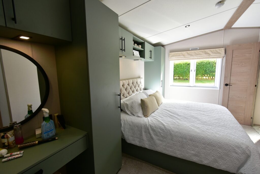 2026 Love Holiday Homes Hamlet Lodge master bedroom