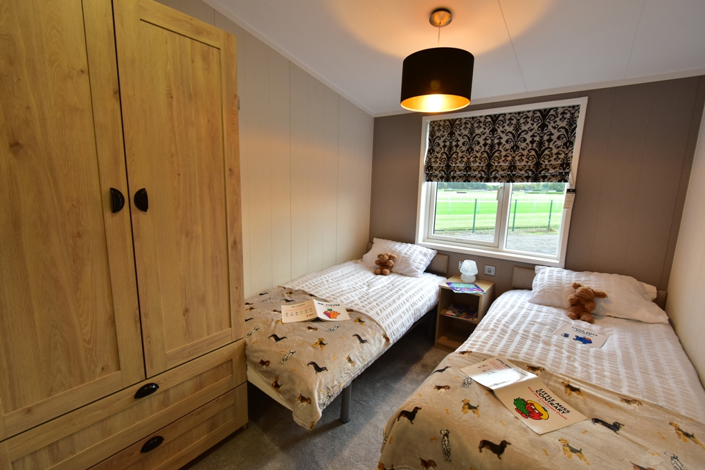 2026 Sunseeker Sensation holiday lodge twin bedroom